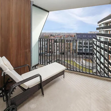 Apartment Awesome In Ostend